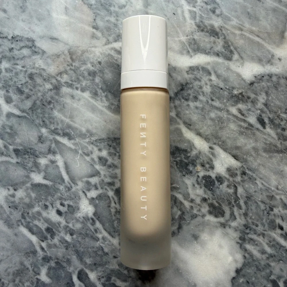 Fenty Beauty Pro Filt'r Soft Matte Longwear Foundation 105